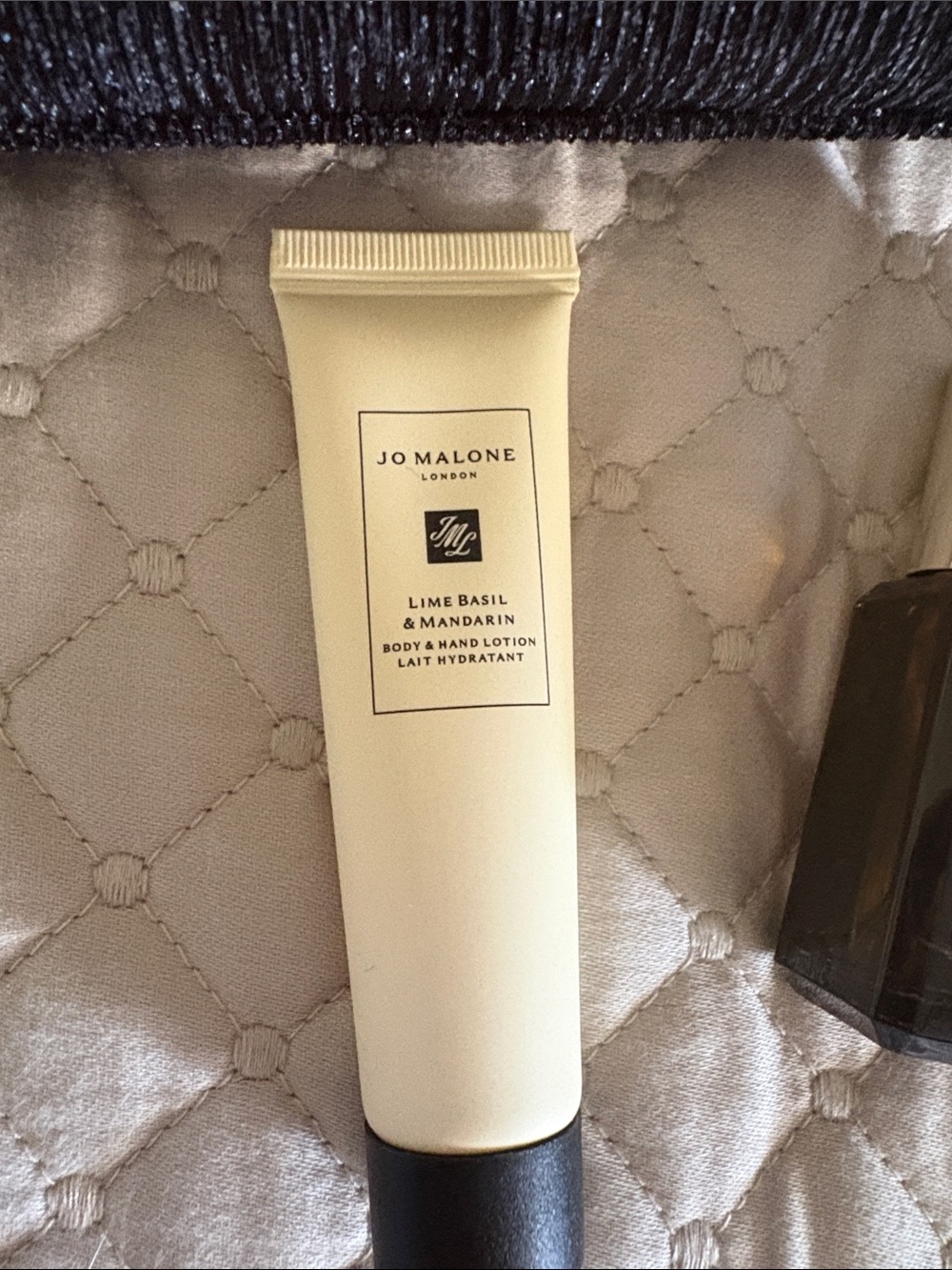 Jo Malone 2 Black Travel Pouches with Cream - Picture 2 of 10
